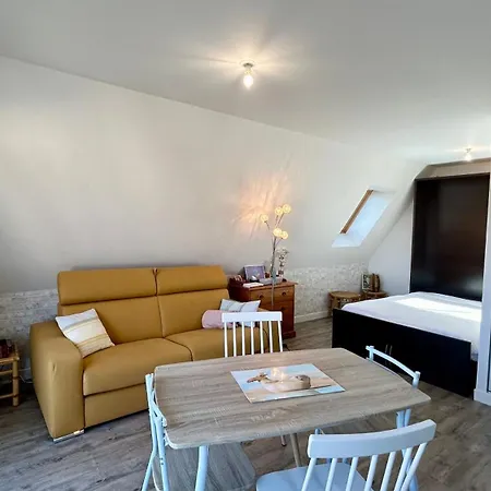 Le Calypso De La Baie